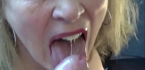  Piss and blowjob from mature